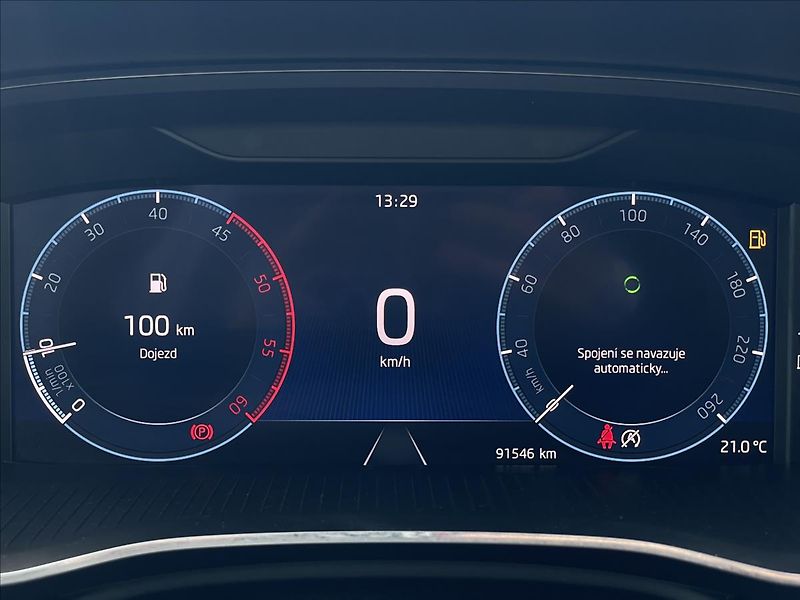 Škoda Octavia 2,0 TDI Combi Ambition Plus - fotka 10 z 21