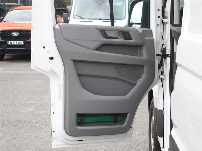 Volkswagen Crafter 2,0 TDi 35 DR 207tkm. Tažné ČR - fotka 12 z 17