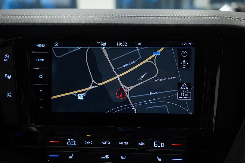 Volkswagen Touareg (2022) 3.0TDI 210KW 4X4 1ČR NOVÁ CENA - fotka 30 z 39