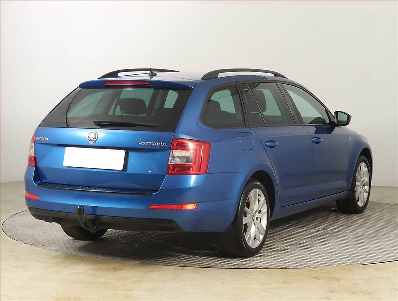 Škoda Octavia (2016) Ambition Plus 2.0 TDI - fotka 5 z 21