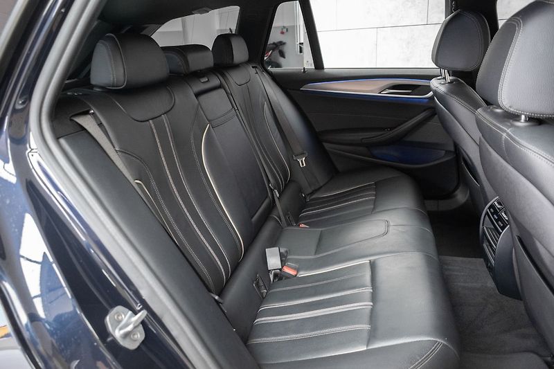 BMW Řada 5 520d LUXURY LINE*KAMERA - fotka 12 z 48
