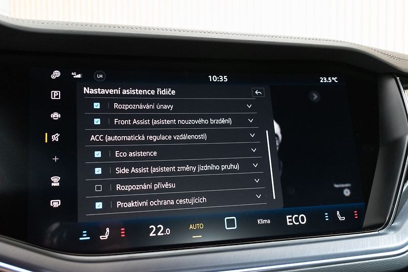 Volkswagen Touareg 3.0 TDI R-LINE*ZÁRUKA*TAŽNÉ*ČR - fotka 33 z 48