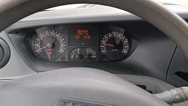 Iveco Daily 35C12 chladír. skříň + čelo  - fotka 8 z 36
