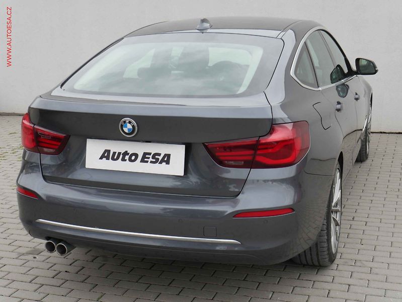 BMW Řada 3 (2019) 2.0D xD, ČR, AT, LED, navi - fotka 4 z 22