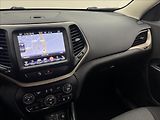 Jeep Cherokee 2,0 103kW 4X4 AC NAVI SENZORY - náhled 13