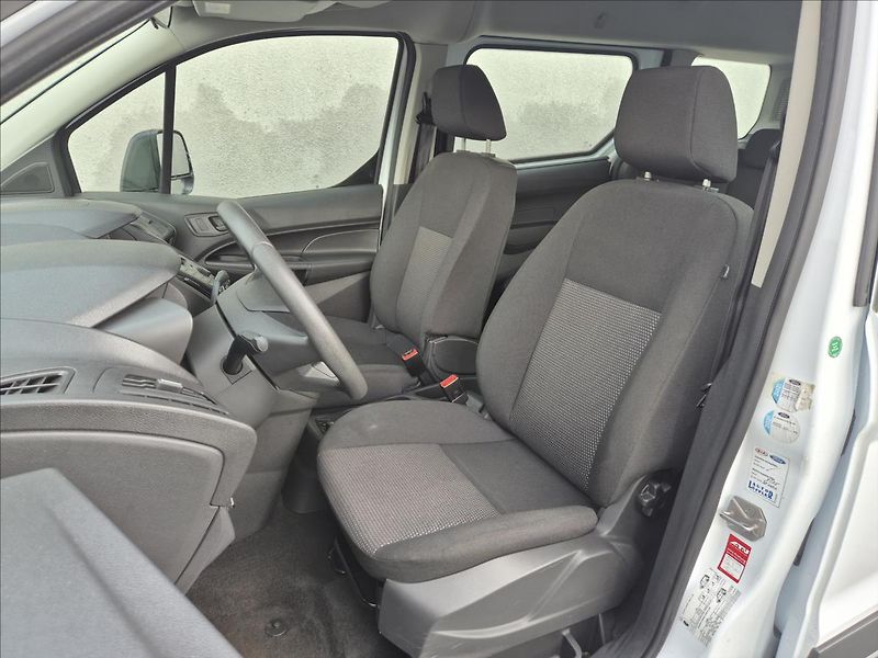 Ford Tourneo Connect 1,6 TDCi Long DPH! - fotka 14 z 28