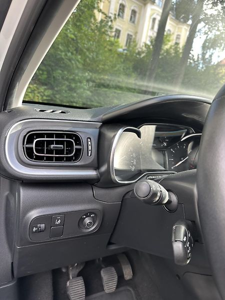 Citroën C3 (2019) Citroen C3 1.2 PureTech, Shine - fotka 16 z 16