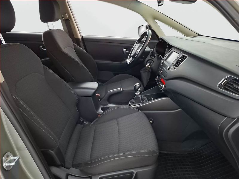 Kia Carens (2017) 1.6 GDI, Serv.kniha, Navi - fotka 9 z 19