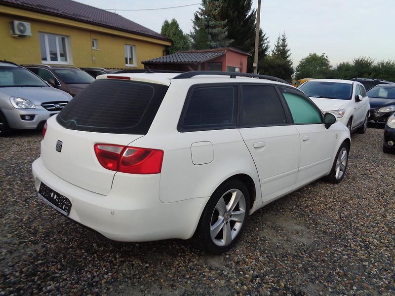 Seat Exeo 2,0 TDI - fotka 7 z 17