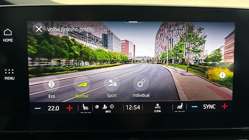 Škoda Octavia 1.5 TSI E-Tec DSG Style Combi - fotka 30 z 30