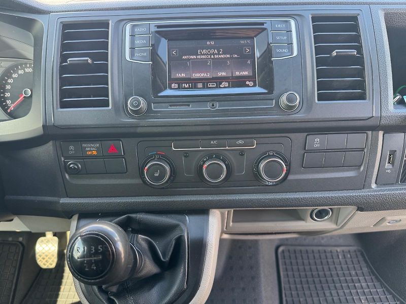 Volkswagen Transporter (2019) 2.0TDI 75kW CZ DPH - fotka 10 z 11