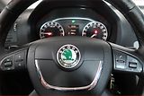 Škoda Octavia (2012) Elegance 2.0 TDI, Navi - náhled 17