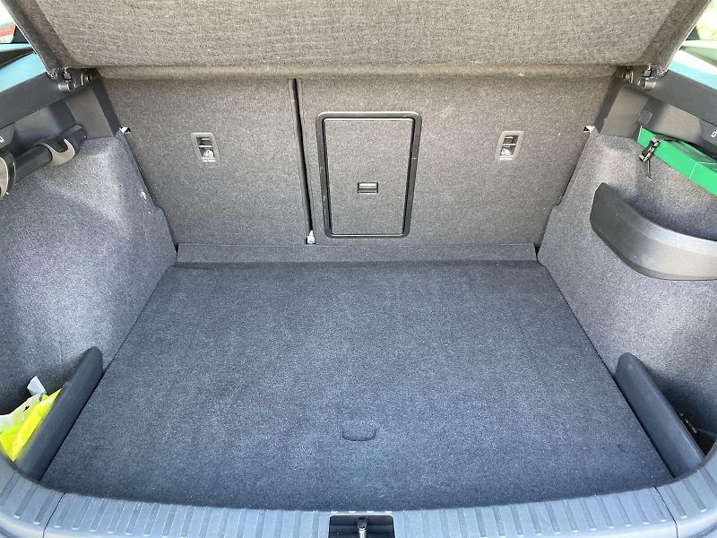 Škoda Karoq (2024) 2.0 TDI 4x4 DSG SportLine - fotka 32 z 38