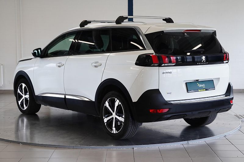 Peugeot 5008 - fotka 4 z 6