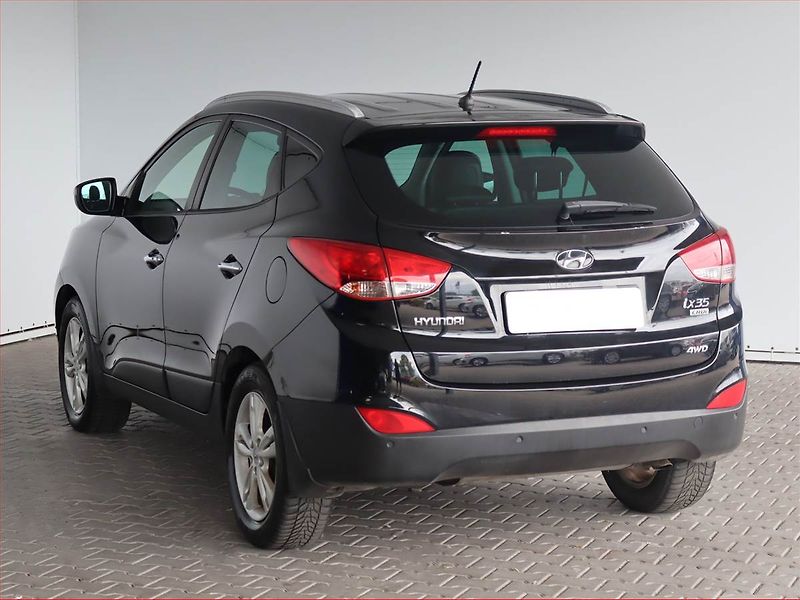 Hyundai ix35 (2013) 2.0 CRDi, 4X4, Tempomat - fotka 4 z 22