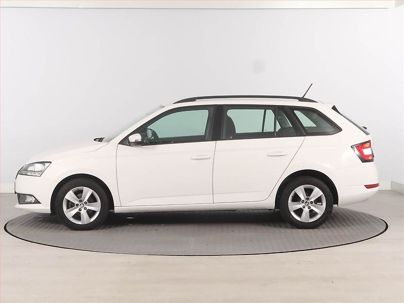 Škoda Fabia (2020) 1.0 TSI, ČR,1.maj - fotka 3 z 14