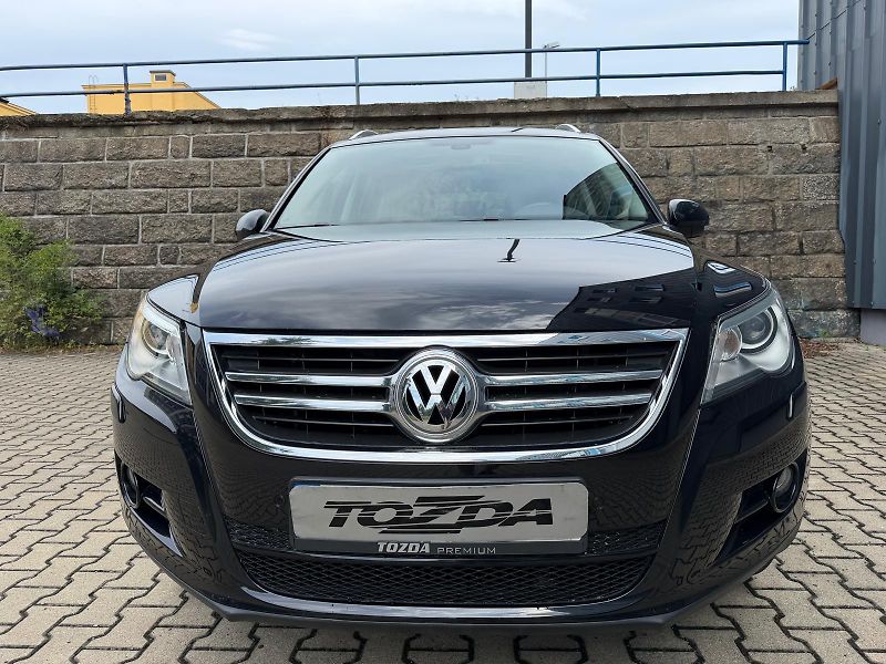 Volkswagen Tiguan 2,0 TDI /4x4/ SPORT / servis.k - fotka 8 z 32