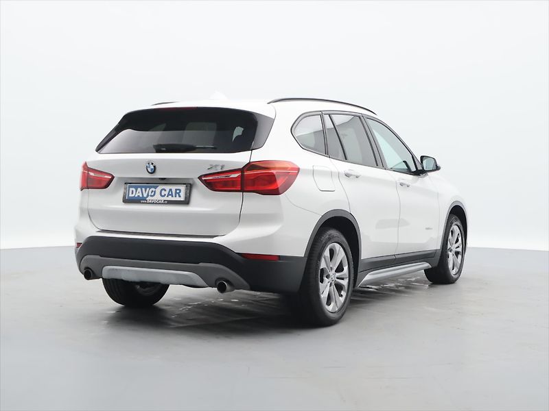 BMW X1 2.0 20d 140kW xDrive Aut. CZ - fotka 6 z 26