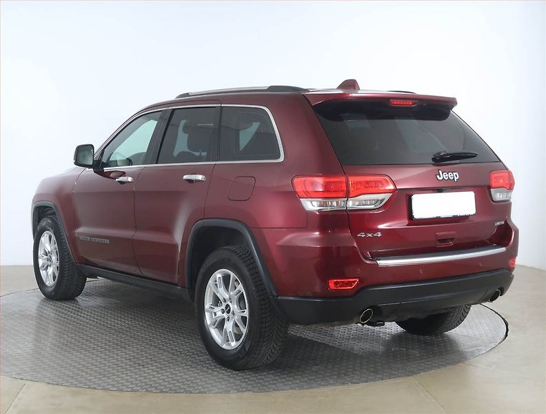 Jeep Grand Cherokee (2017) Limited 3.0 CRD - fotka 4 z 21