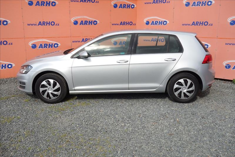 Volkswagen Golf 1,4 TSi,ČR,1 MAJ.,COMFORTLINE. - fotka 4 z 32