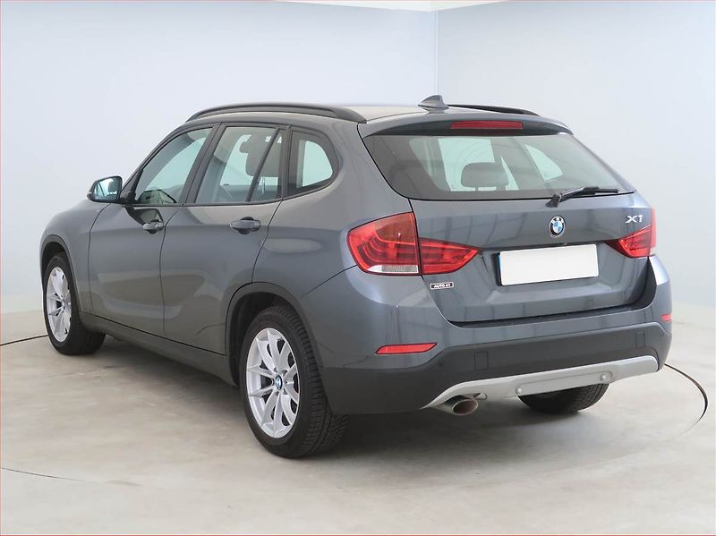 BMW X1 (2015) xDrive20d, 4X4, Automat, Kůže - fotka 4 z 16