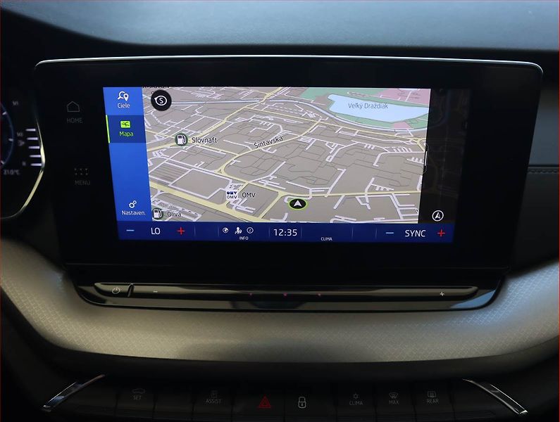 Škoda Octavia (2022) Ambition Plus 1.0 TSI e-tec - fotka 13 z 24