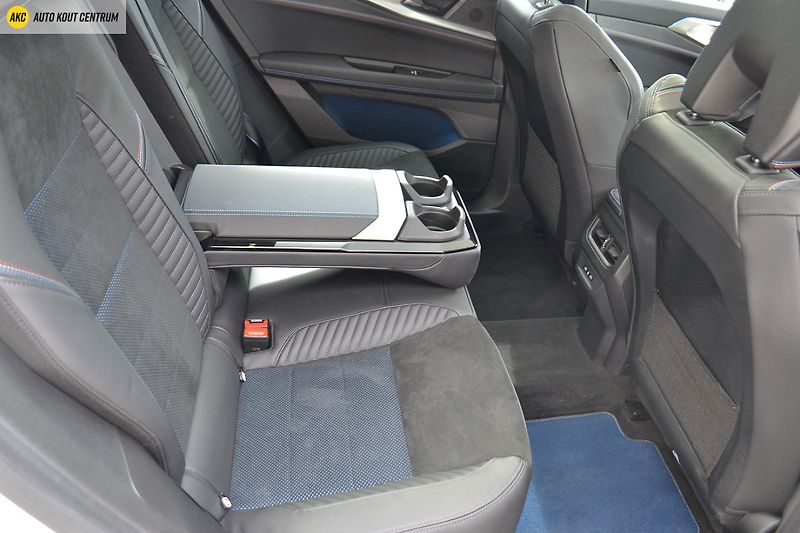Renault Rafale esprit Alpine E-Tech full hybr - fotka 23 z 75
