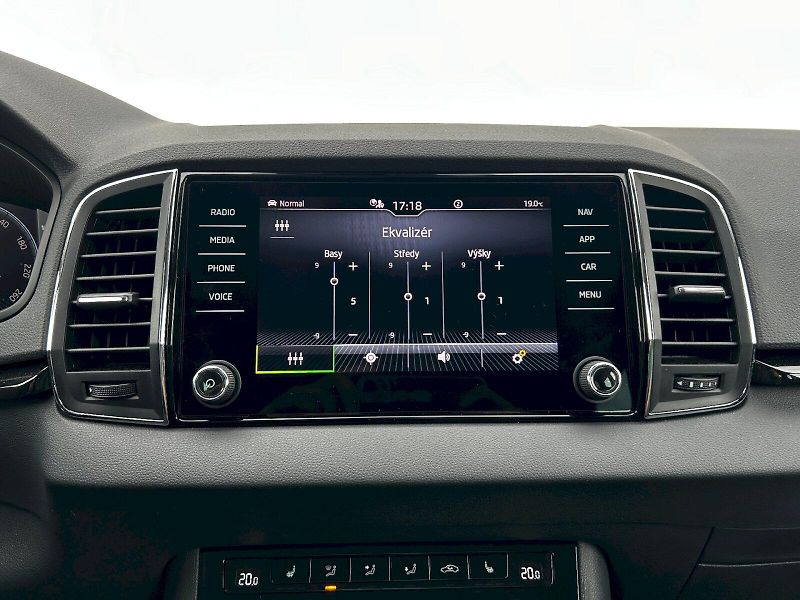 Škoda Karoq (2025) 1.5 TSI 110kW DSG Top Selectio - fotka 13 z 35