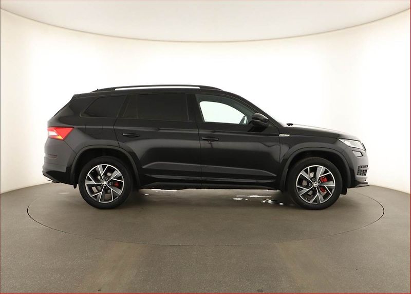 Škoda Kodiaq (2019) Sportline 2.0 TDI 4x4 - fotka 6 z 20