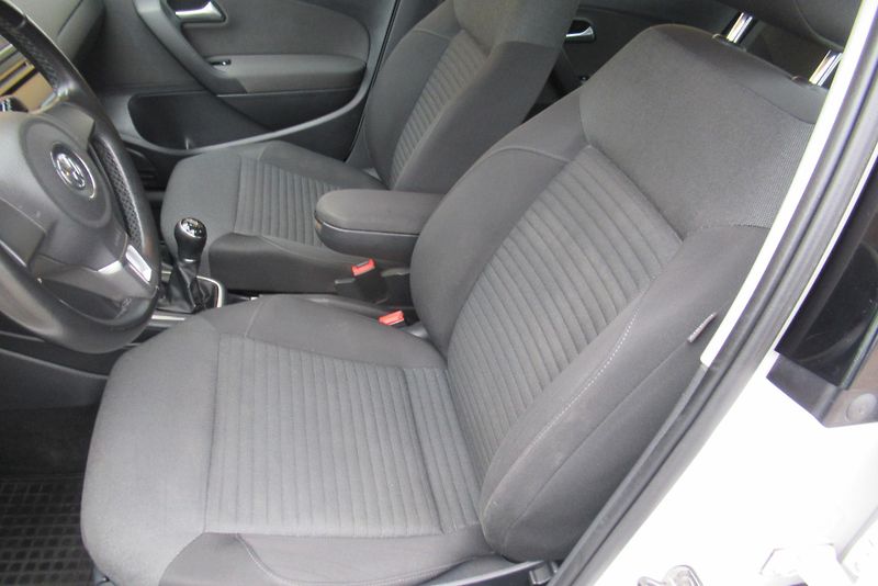 Volkswagen Polo 1.2 TDI KLIMA - fotka 13 z 19