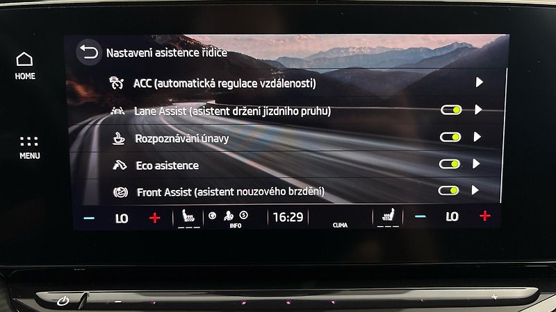 Škoda Octavia 2.0 TSI RS - fotka 23 z 27