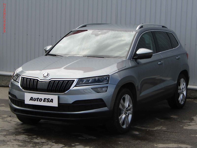 Škoda Karoq (2018) 1.0 TSi, 1.maj,ČR, Style - fotka 3 z 22
