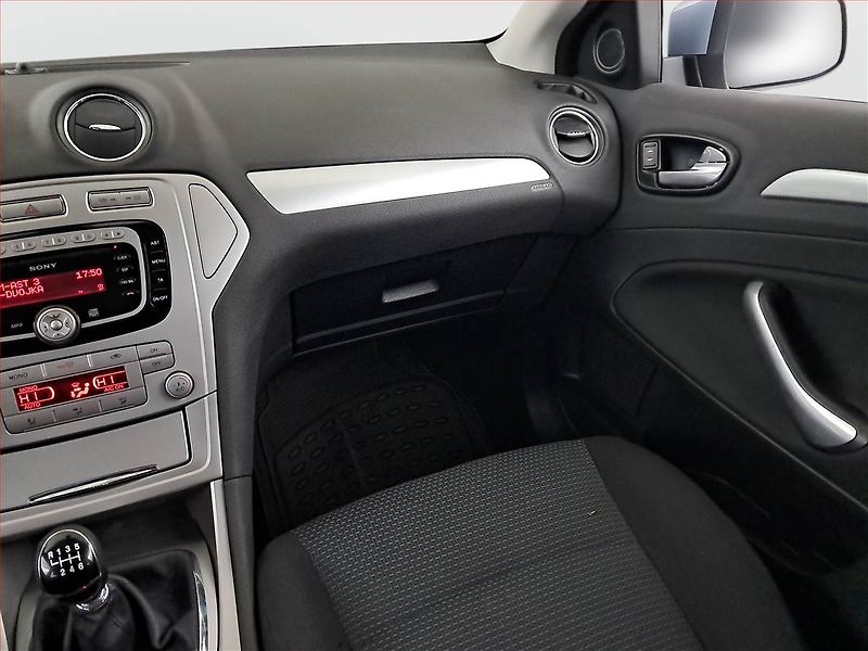 Ford Mondeo (2007) 2.0 TDCi, nová STK, pěkný stav - fotka 8 z 17