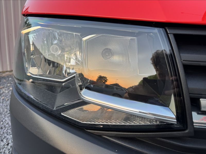 Volkswagen Transporter 2,0 TDI 4MOT LONG DPH 1.maj ČR - fotka 9 z 50