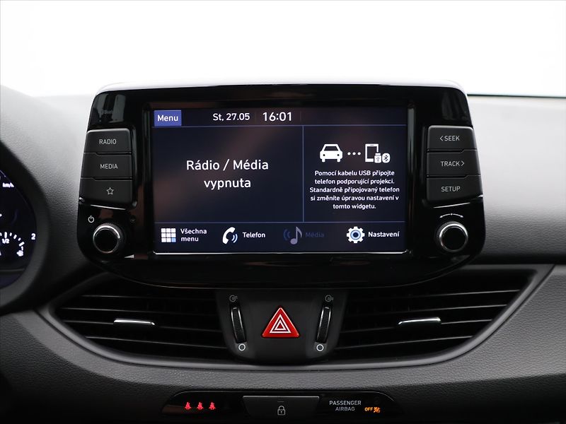 Hyundai i30 1,0 T-GDI 88kW Comfort CZ - fotka 22 z 33