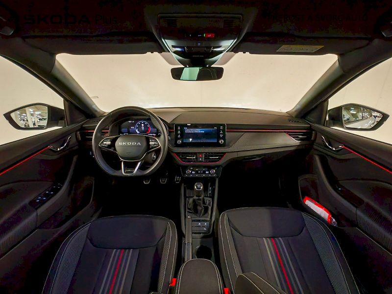 Škoda Scala (2025) 1.0 TSI 85 kW Monte Carlo - fotka 5 z 29