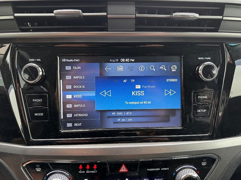SsangYong Korando (2021) 1,5 TGDI (163k) e-XGI 4x4 6MT - fotka 24 z 37