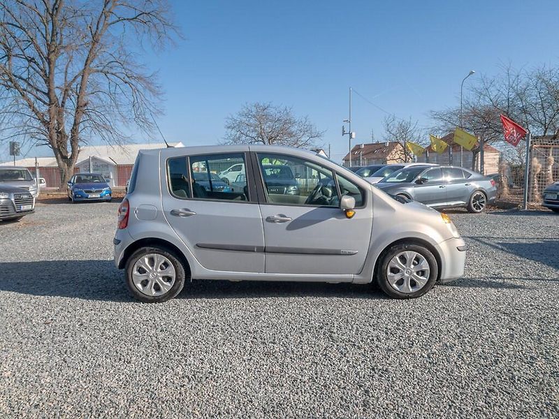 Renault Modus (2005) 1.6i 16V 82KW DIGI – PANORAMA - fotka 4 z 46