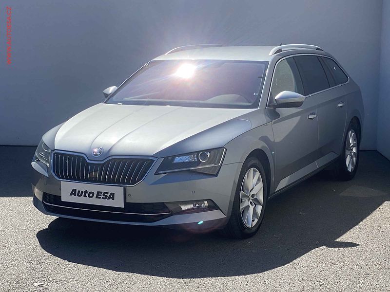 Škoda Superb (2017) 2.0 TDi, Style, DSG, bixen - fotka 3 z 20