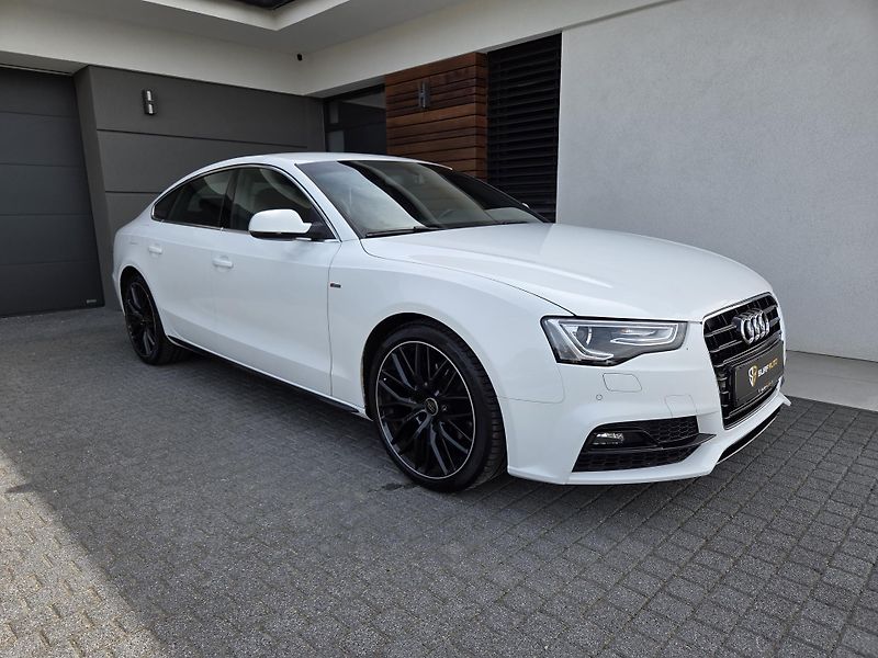 Audi A5 2,0 TDi Sportback - fotka 4 z 40