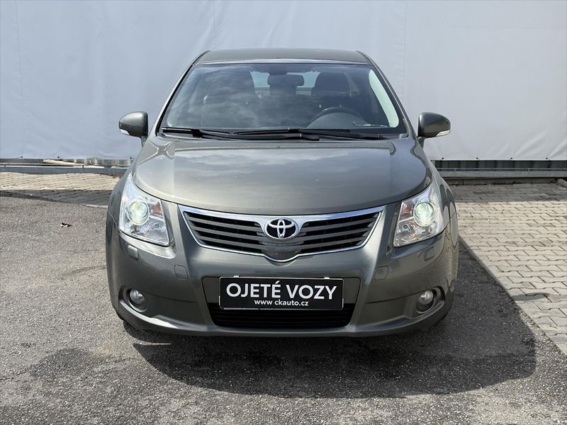 Toyota Avensis 2,0 Sol, Automat - fotka 2 z 18