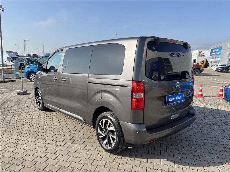 Citroën SpaceTourer 2,0 BlueHDi S&S Shine  L1 - fotka 3 z 43