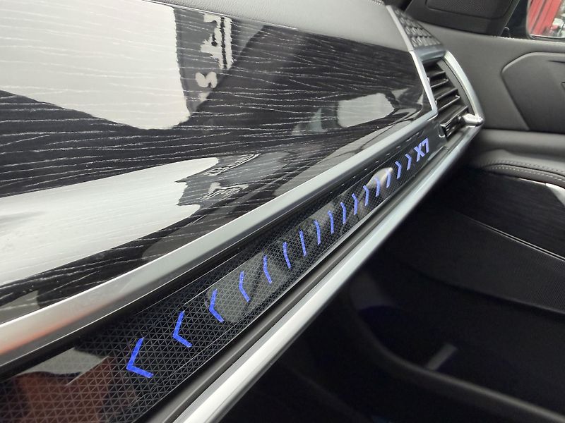 BMW X7 (2024) 40XD 250kW M-PAKET NZN R23 CZ! - fotka 49 z 49