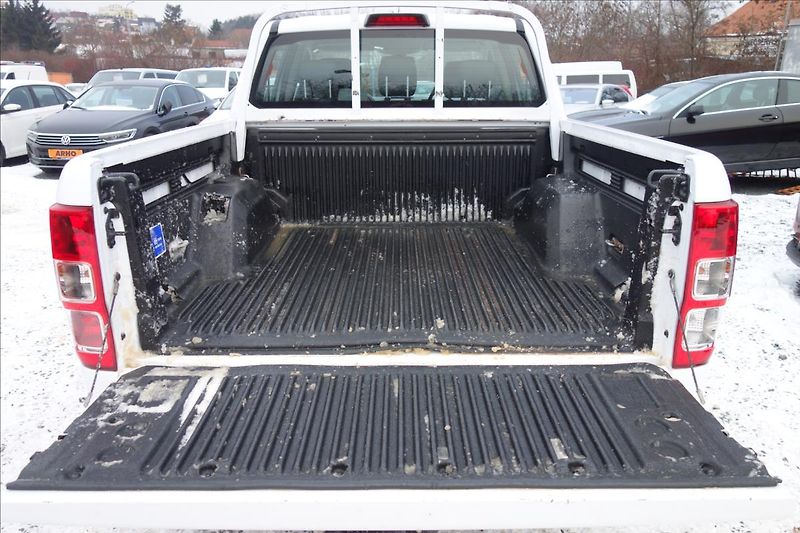 Ford Ranger 2,2 D 118KW, ČR, 2 MAJ., XLT. - fotka 15 z 31