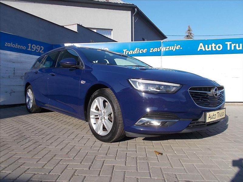 Opel Insignia ST 1.6 CDTi 100kW INNOVATION - fotka 33 z 46