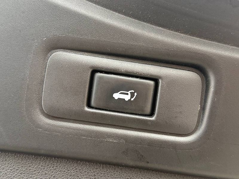 Renault Espace (2020) 2.0 DCi 147 kW Initiale Paris - fotka 29 z 30