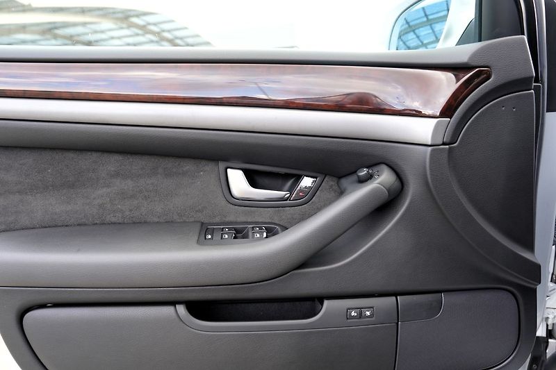 Audi A8 3.0 TDI quattro tiptronic,kůže - fotka 17 z 44