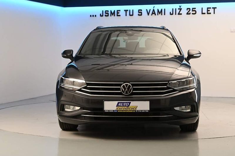 Volkswagen Passat (2023) 2.0 LED DSG ACC BUSINESS Kamer - fotka 3 z 29