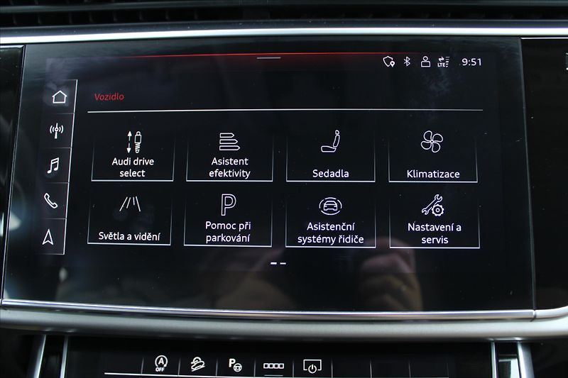 Audi Q8 55TFSi 250kW QUATTRO S-LINE ČR - fotka 15 z 31