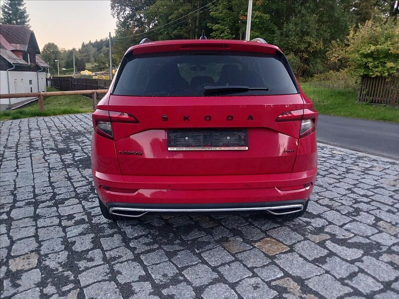 Škoda Karoq 2,0 TSI140kW DSG 4x4 SPORTLINE - fotka 6 z 39